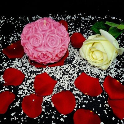 Bougie boule de roses fleurs de sakura, 380 g